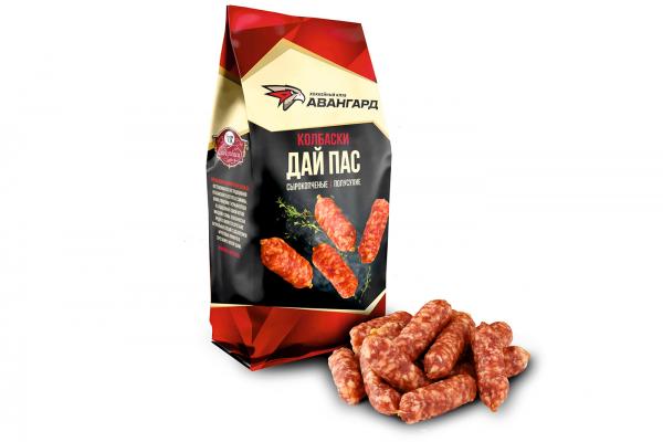 Қонақ үйдегі жалаңаш балапандар