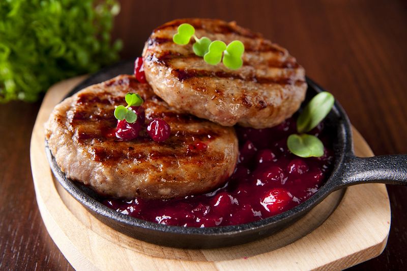 Файл:Котлеты говяжьи (Окраина).jpg