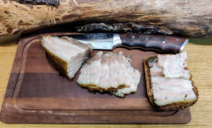 Грудинка кабана копченая (ДикоЕд).png