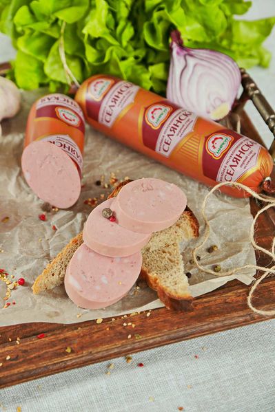 Файл:Колбаса Селянская полукопченая (Миркур).jpg