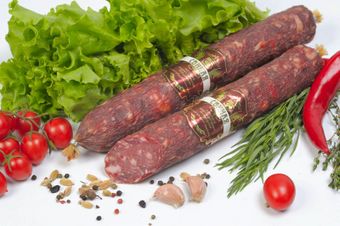 Колбаса сырокопченая Балахоновская свиная (Балахоновский мясокомбинат).jpg