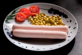 Сосиски молочные (Три Крестьянина).jpg