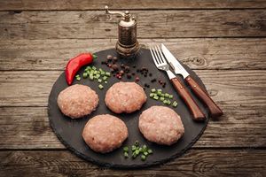 Тефтели куриные (МясБерри).jpg