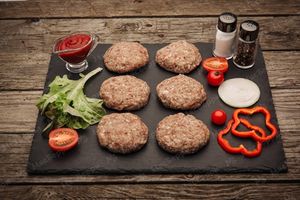 Котлеты Пикник с мясом свинины (МясБерри).jpg