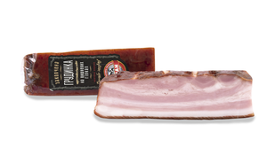 Грудинка копчено-вареная на вишневых ветках (Алан).png