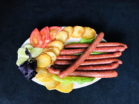 Колбаски Охотничьи полукопченые (Деликатес).png