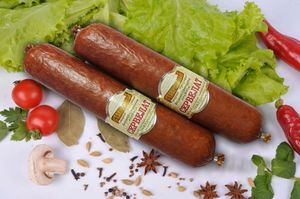 Колбаса варено-копченая Сервелат ГОСТ (Балахоновский мясокомбинат).jpg