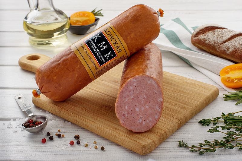 Файл:Колбаса полукопченая Конская (КМК).jpg