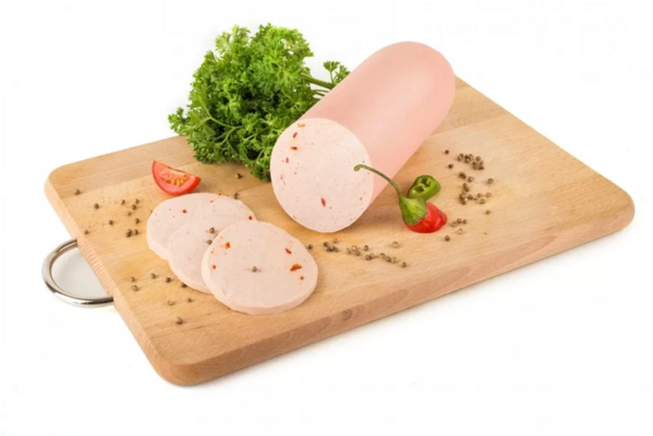 Колбаса Пикантная с белым мясом.webp