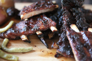 Ребрышки кабана полукопченые (ДикоЕд).png