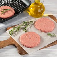 Котлета для бургера из мраморной говядины (МЯСНОВЪ).png