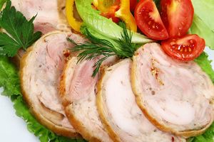 Рулет из мяса птицы (с паприкой) (Козелки).jpg