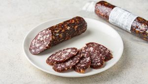 Колбаса Брауншвейгская полусухая (ВкусВилл).jpg