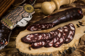 Колбаса сырокопченая из мяса барсука (Деликатес Дичь).png