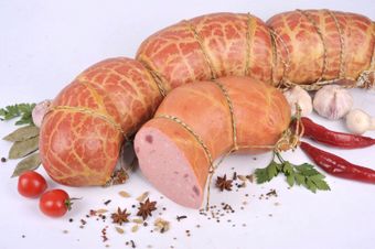 Колбаса вареная Популярная с телятиной (Балахоновский мясокомбинат).jpg