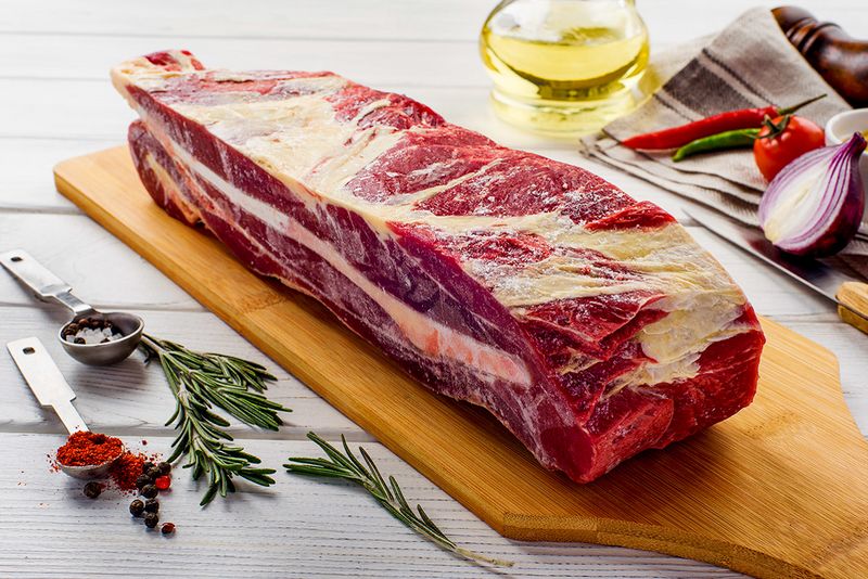 Файл:Лопаточная часть из говядины (КМК).jpg