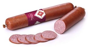 Колбаса варёно-копчёная Сервелат вкусный с телятиной (Брестский мясокомбинат).jpg