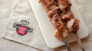 Шашлык Фиеста из свинины с луком (Велес).jpg