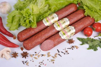 Колбаса варено-копченая Сервелат Зернистый (Балахоновский мясокомбинат).jpg