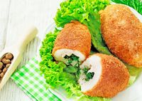 Котлеты По-киевски со свежей зеленью (Окраина).jpg