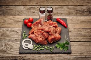 Шашлык из свиной лопатки (МясБерри).jpg