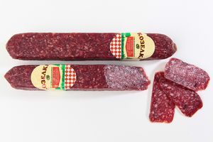 Колбаса с брусникой (сырокопченая) (Козелки).jpg